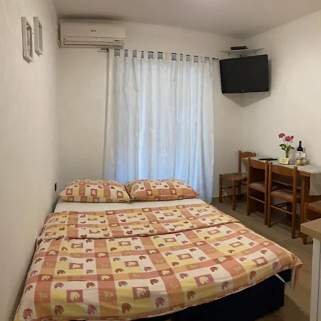 Budinjas Apartment *