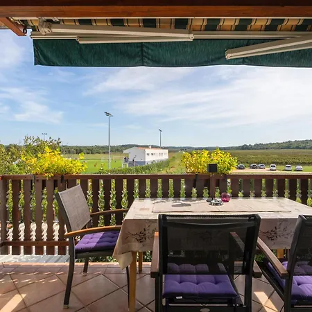 Apartment Budinjas Funtana