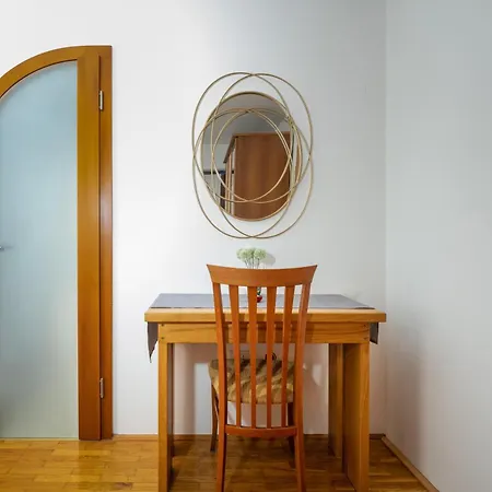 Apartment Budinjas